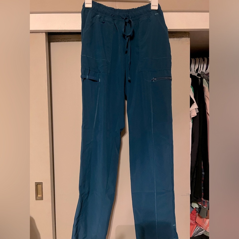 Scrub pants